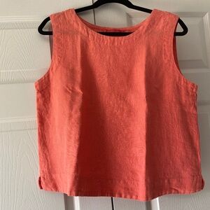 Cut Loose Sleeveless Linen Top